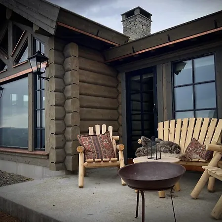 Design With Mountain Views In Hafjell *